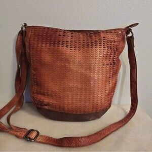 Vintage Fifth Avenue Genuine Leather Crossbody Bag Purse